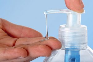 motive pentru a folosi un gel dezinfectant pentru mâini fără clătire