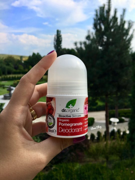 Dr. Organic – Deo roll cu extract de rodie pentru o vara fara grija transpiratiei