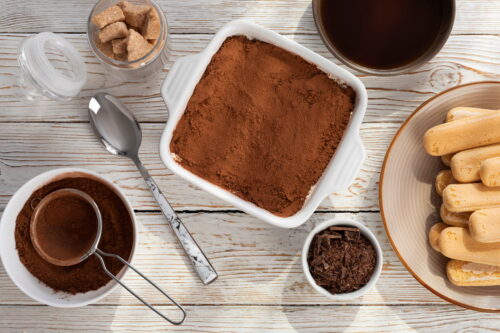 Tiramisu ca în Italia desert cremos cu mascarpone și cacao